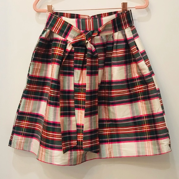Crown & Ivy Plaid Skirt white red green with Bow size 4 - Picture 2 of 10